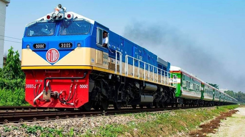 Train services resume on Dhaka-Tongi section after 6hr