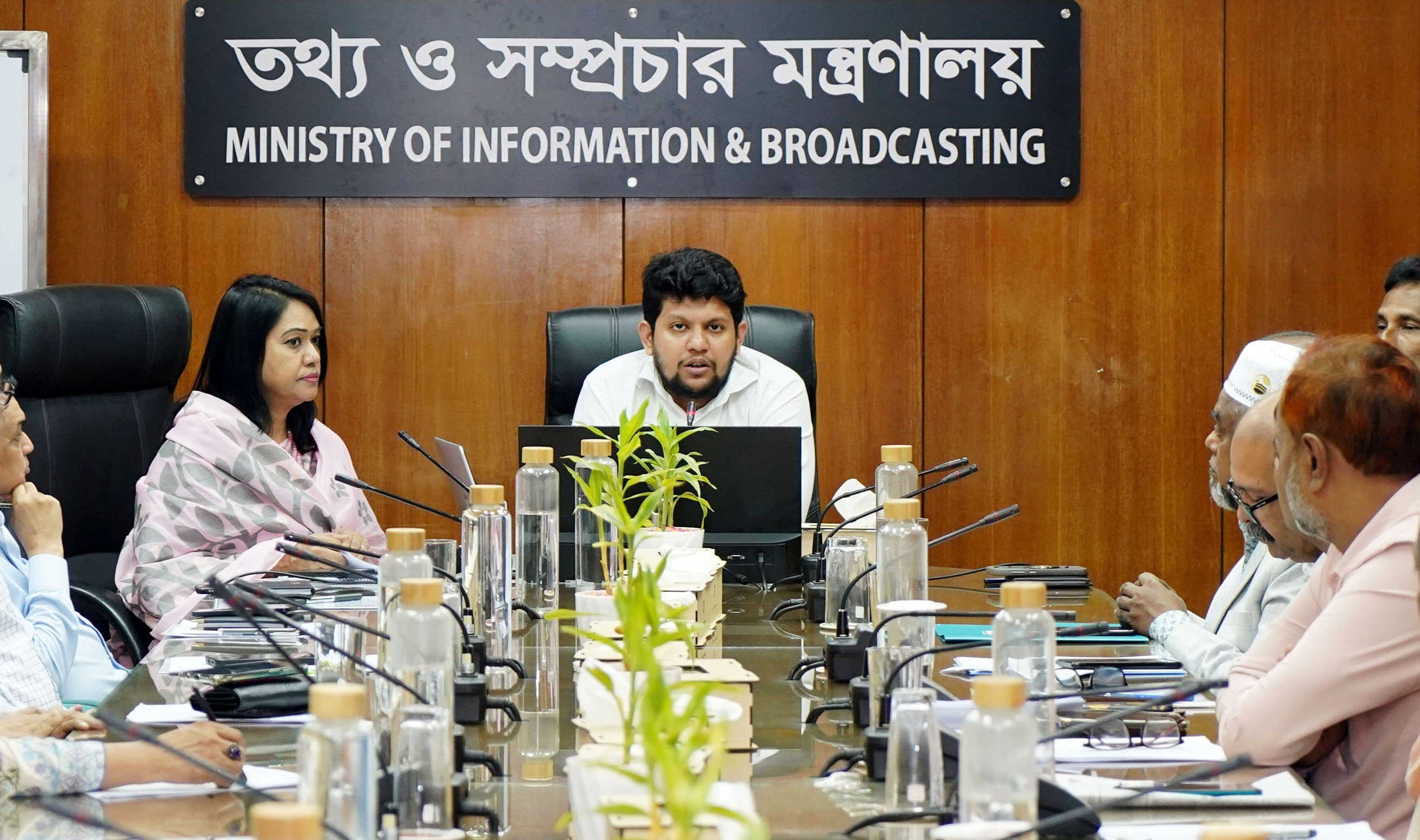 Info ministry releases posters, postcards on July uprising anniversary