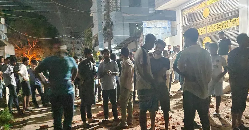 Case filed against nearly 1,100 over student-villager clash near CU